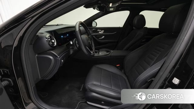Mercedes-Benz E-Class W213 2023 Черный из Кореи, фото 5