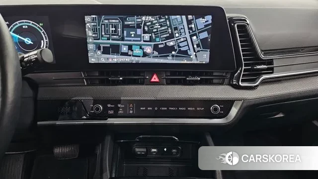 Kia Sportage 5th Generation Hybrid 2023 Белый из Кореи, фото 5