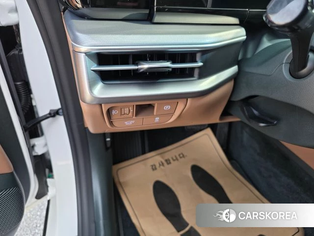 Hyundai Grandeur (GN7) id 3982037 из Кореи 5