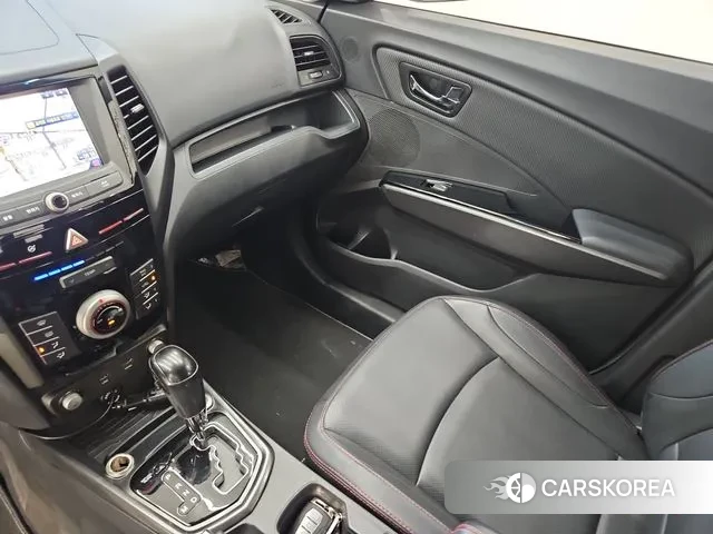 Ssangyong Tivoli Air 2018 Белый из Кореи, фото 5