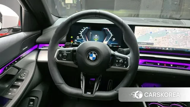 BMW 5 Series (G60) 2025 Белый из Кореи, фото 5