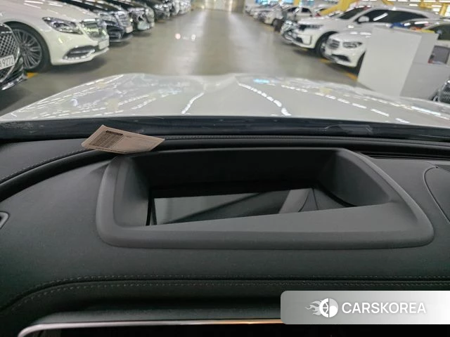 Mercedes-Benz GLC-Class X253 2025 Белый из Кореи, фото 5