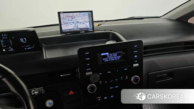 Hyundai Staria 2022 Серый из Кореи, фото 5