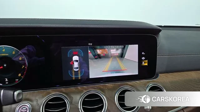 Mercedes-Benz E-Class W213 2021 Белый из Кореи, фото 5