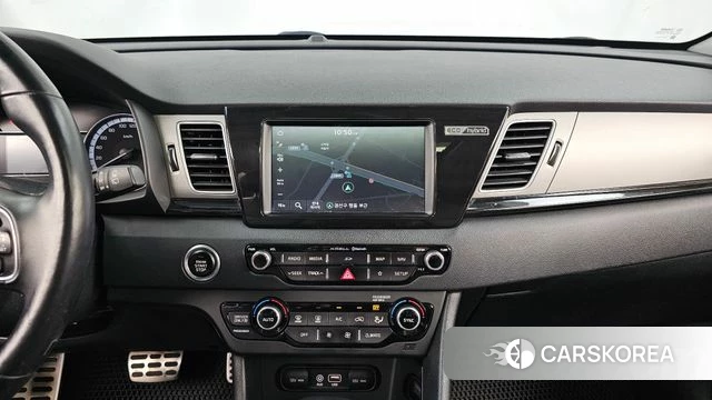 Kia Niro 2019 Белый из Кореи, фото 5