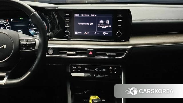 Kia K5 3rd generation 2022 Черный из Кореи, фото 5