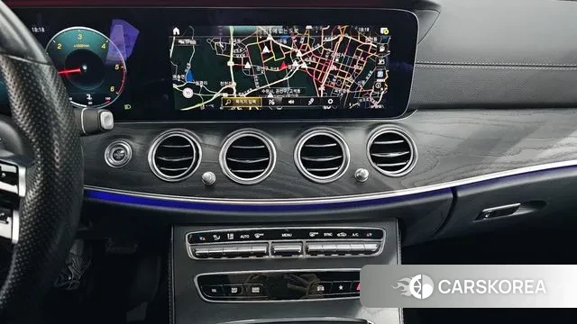 Mercedes-Benz E-Class W213 2020 Белый из Кореи, фото 5