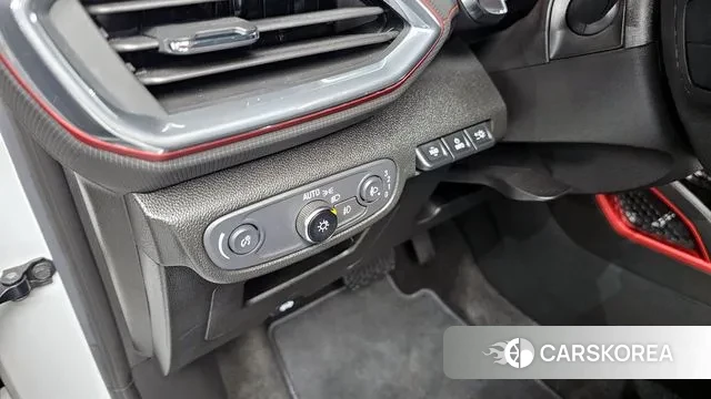 Chevrolet (GM Daewoo) Trailblazer 2022 Белый из Кореи, фото 5