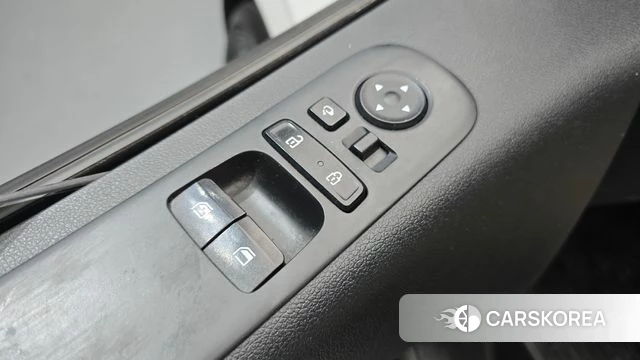 Hyundai Staria 2024 Белый из Кореи, фото 5