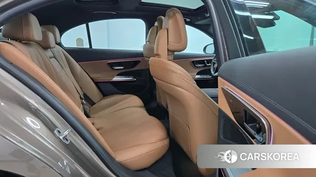 Mercedes-Benz E-Class W214 2024 Коричневый из Кореи, фото 5