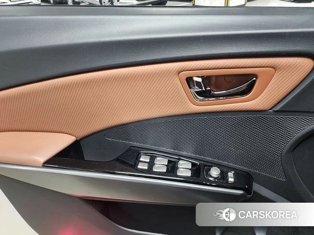 Ssangyong Tivoli Armor 2018 Белый из Кореи, фото 5