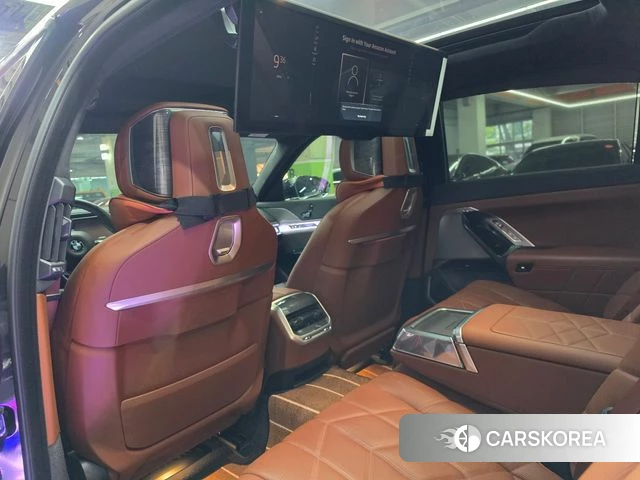 BMW 7 Series (G70) 2023 Черный из Кореи, фото 5