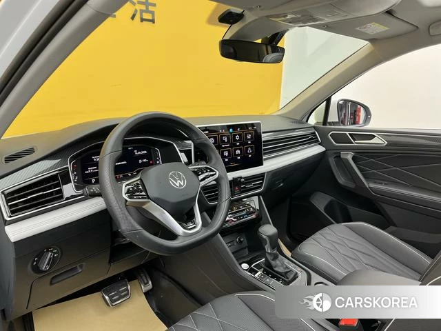 Volkswagen Tiguan L 2023 Белый из Китая, фото 5