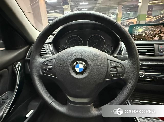 BMW 3 Series (F30) 2018 Белый из Кореи, фото 5