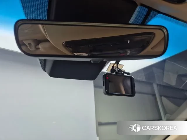 Hyundai Staria 2022 Серебристо-серый из Кореи, фото 5