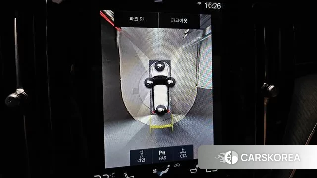 Volvo XC60 second Generation 2018 Светло-серебряный цвет из Кореи, фото 5