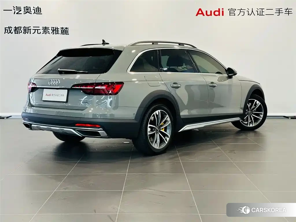 Audi A4L 2023 Silver/gray из Китая, фото 5