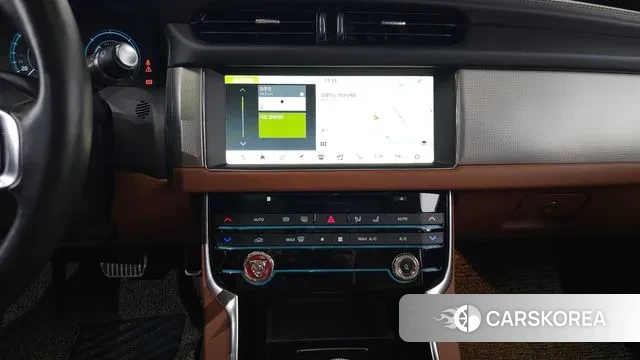Jaguar XF (X260) 2019 Белый из Кореи, фото 5