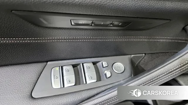 BMW 5 Series (G30) 2021 Белый из Кореи, фото 5