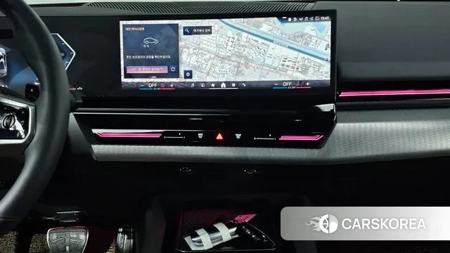 BMW 5 Series (G60) 2024 Светло-серебряный цвет из Кореи, фото 5