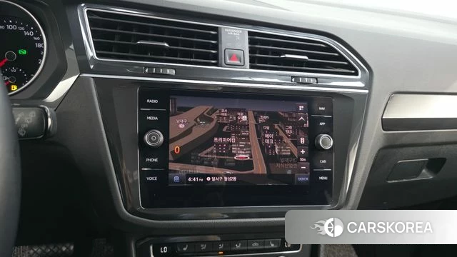 Volkswagen Tiguan second Generation 2020 Серый из Кореи, фото 5