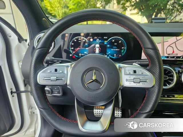 Mercedes-Benz GLA - Class H247 2023 Белый из Кореи, фото 5