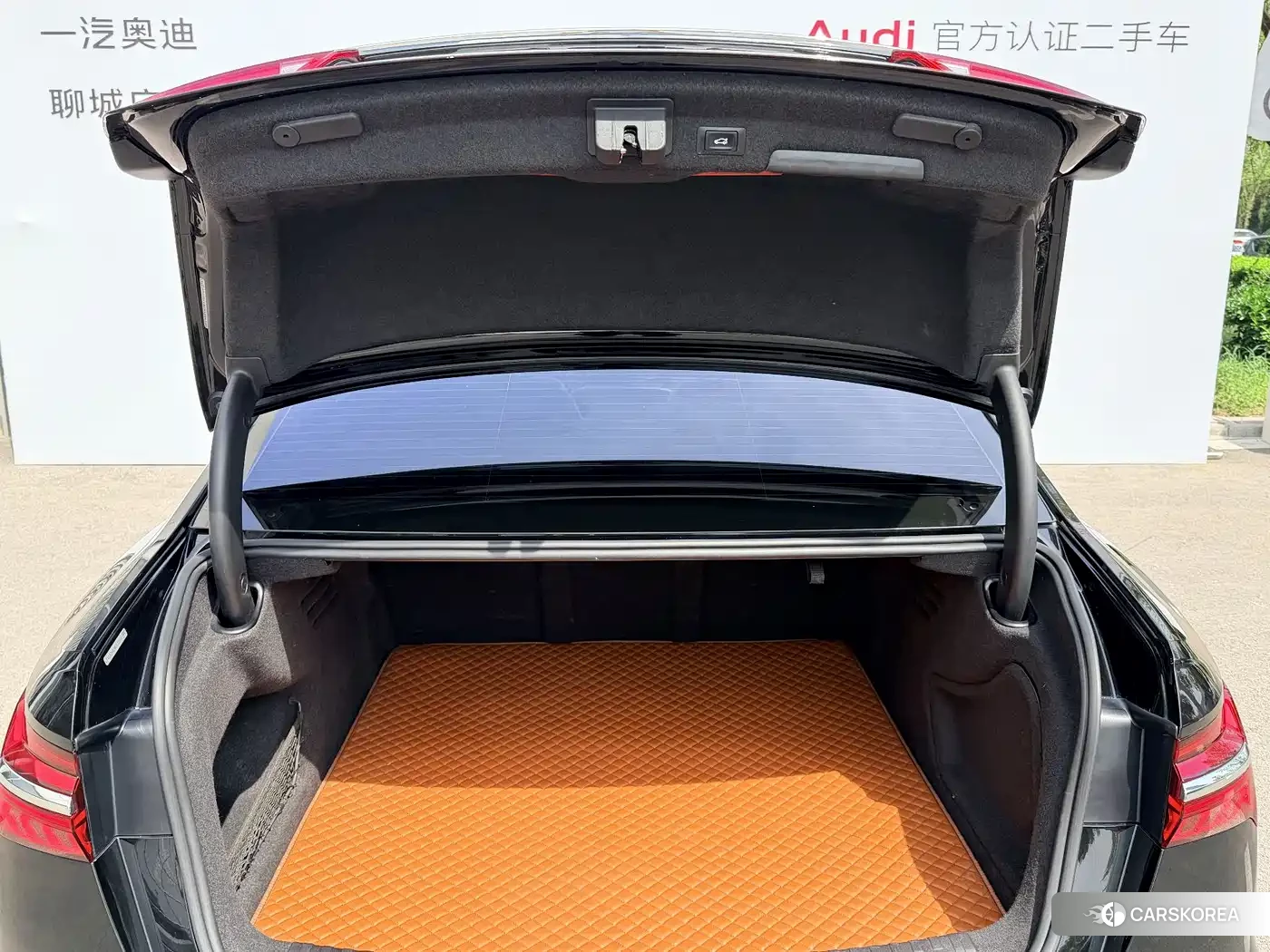 Audi A6L 2022 Черный из Китая, фото 5