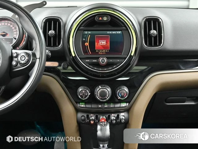 Mini Cooper Countryman 2018 Темно-зеленый из Кореи, фото 5