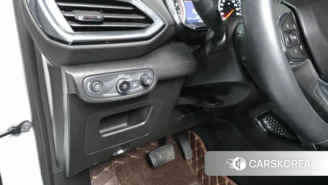 Chevrolet (GM Daewoo) Trailblazer 2020 Белый из Кореи, фото 5