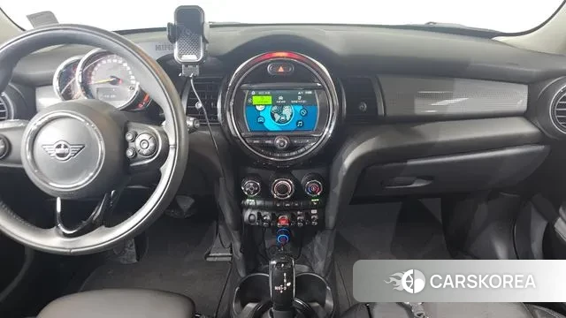 Mini Cooper 2020 Красный из Кореи, фото 5