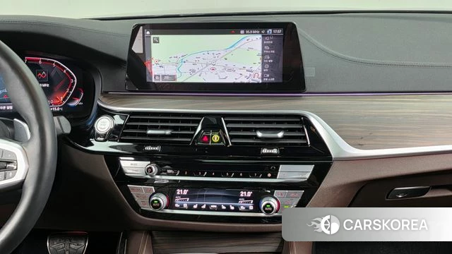 BMW 5 Series (G30) 2020 Черный из Кореи, фото 5