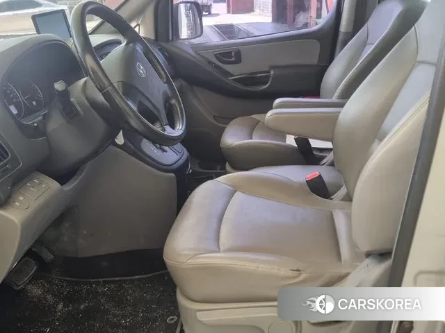 Hyundai The New Grand Starex 2018 Серебристо-серый из Кореи, фото 5