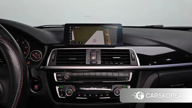 BMW 3 Series (F30) 2018 Белый из Кореи, фото 5