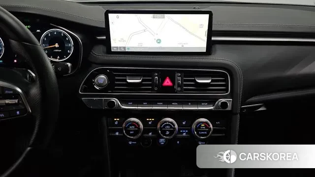 Genesis The New G70 id 3478879 из Кореи 5