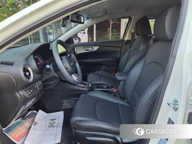 Kia The New K3 2nd generation 2021 Жемчужный цвет из Кореи, фото 5