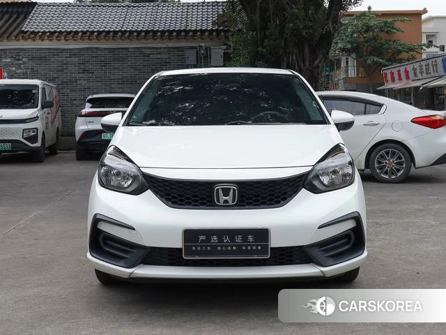 Honda Fit 2023 Белый из Китая, фото 5