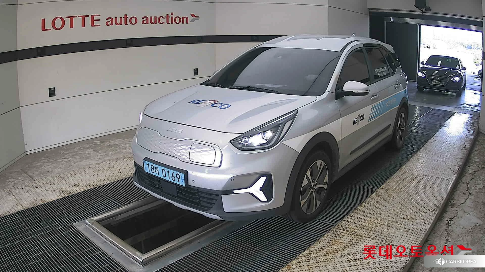 Kia Niro Plus 2023 Sparkling Silver из Кореи, фото 5