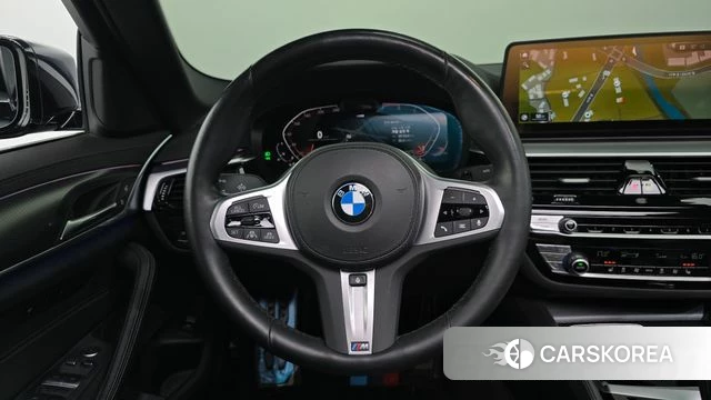 BMW 5 Series (G30) 2022 Черный из Кореи, фото 5