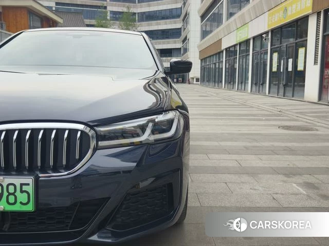 BMW 5 series PHEV 2023 Черный из Китая, фото 5