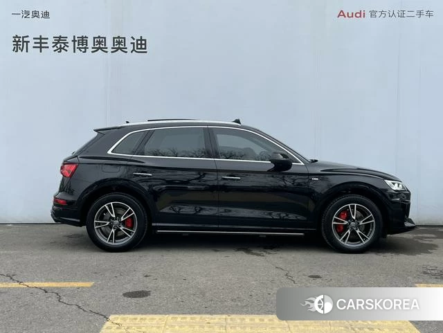 Audi Q5L 2021 Черный из Китая, фото 5
