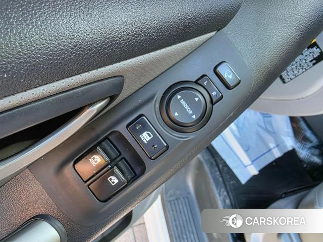 Hyundai The New Grand Starex 2019 Белый из Кореи, фото 5