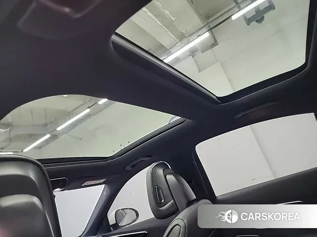 Mercedes-Benz C-Class W206 2024 Белый из Кореи, фото 5