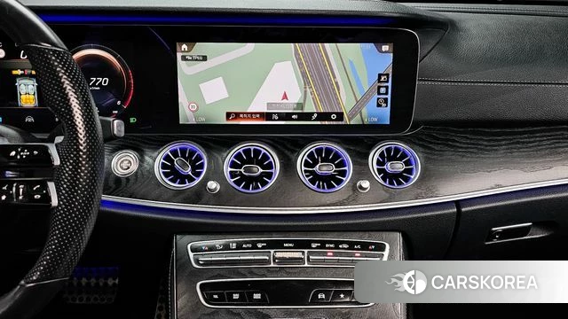Mercedes-Benz E-Class W213 2020 Белый из Кореи, фото 5