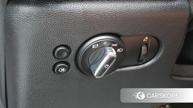 Mini Cooper S Convertible 2024 Зеленый из Кореи, фото 5