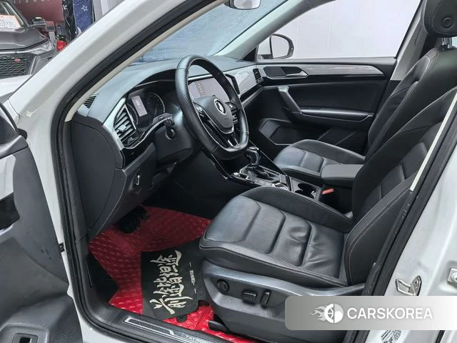 Volkswagen Tanyue 2022 Белый из Китая, фото 5