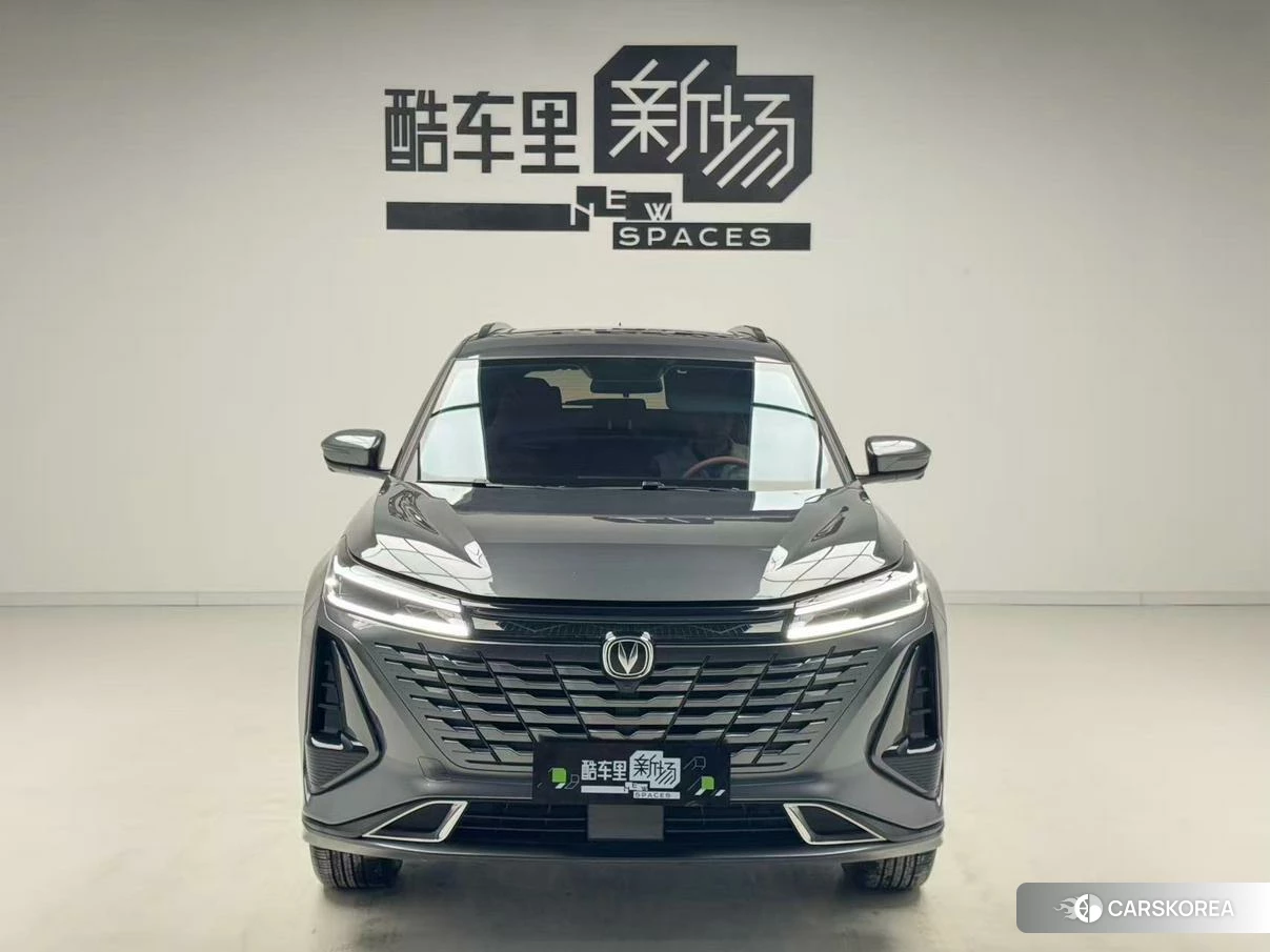 Chang'an CS75 PLUS 2023 Темно-серый из Китая, фото 5