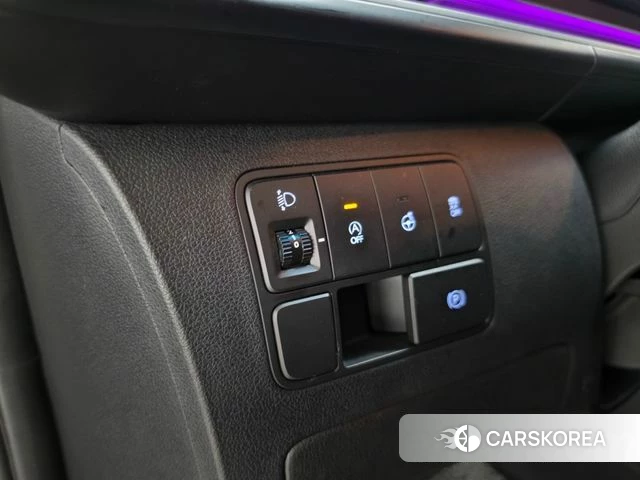 Hyundai Staria 2021 Белый из Кореи, фото 5