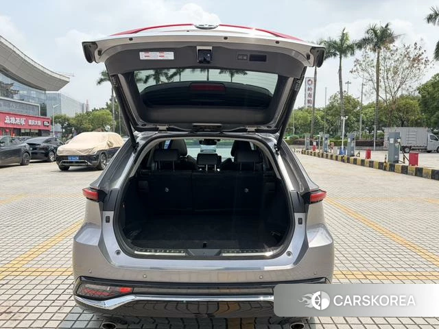 Toyota Weisha 2023 Серебристо-серый из Китая, фото 5