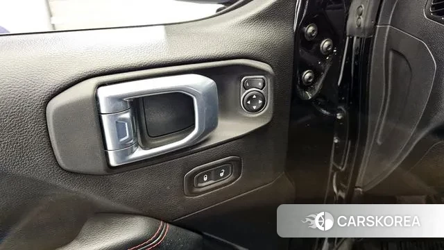 Jeep Wrangler (JL) 2022 Черный из Кореи, фото 5