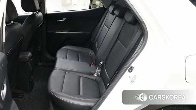 Kia Stonic 2018 Белый из Кореи, фото 4